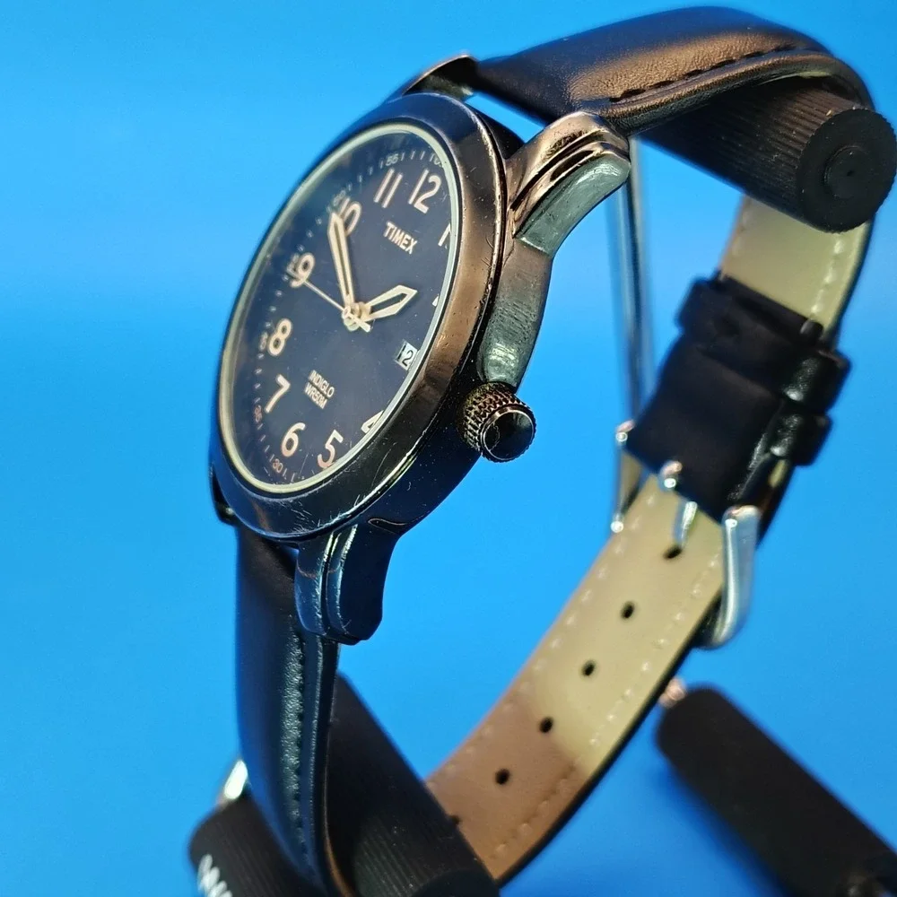 Vintage‎ 2001 Timex Indiglo Date 39mm Mens Quartz Watch Black New Leather Strap